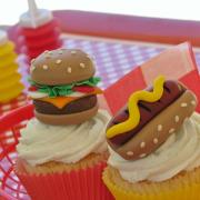 Summer Grillin' with a Sizzling Fondant Tutorial