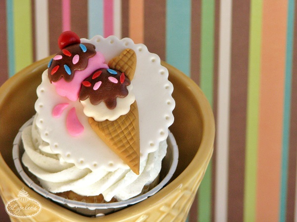 Ice Cream Fondant Cupcake Topper