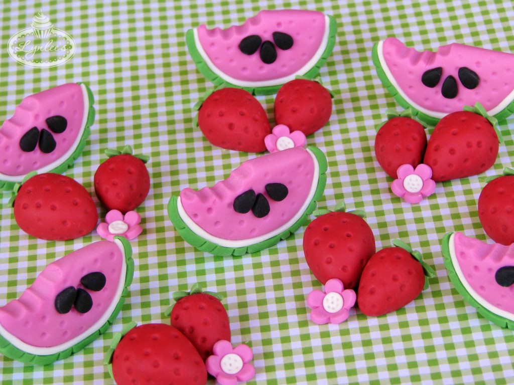 Watermelon & strawberries fondant toppers ~ Lynlee's