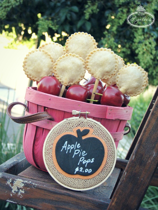 Apple Pie Pops ~ Lynlee's