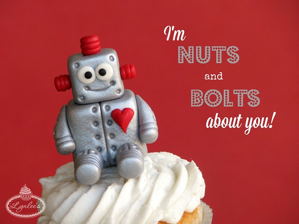 Valentine's Day robot fondant tutorial ~ Lynlee's