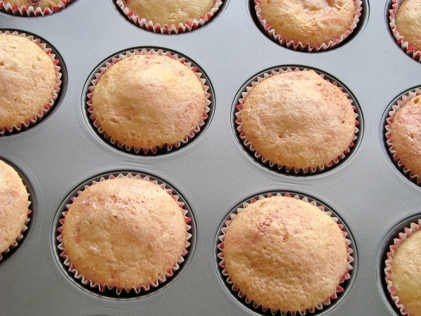 Pecan cupcakes step 4