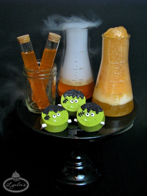 Frankenstein OREOs & Fanta Beaker Floats with Dry Ice