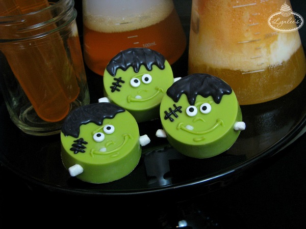 Frankenstein Chocolate OREOS