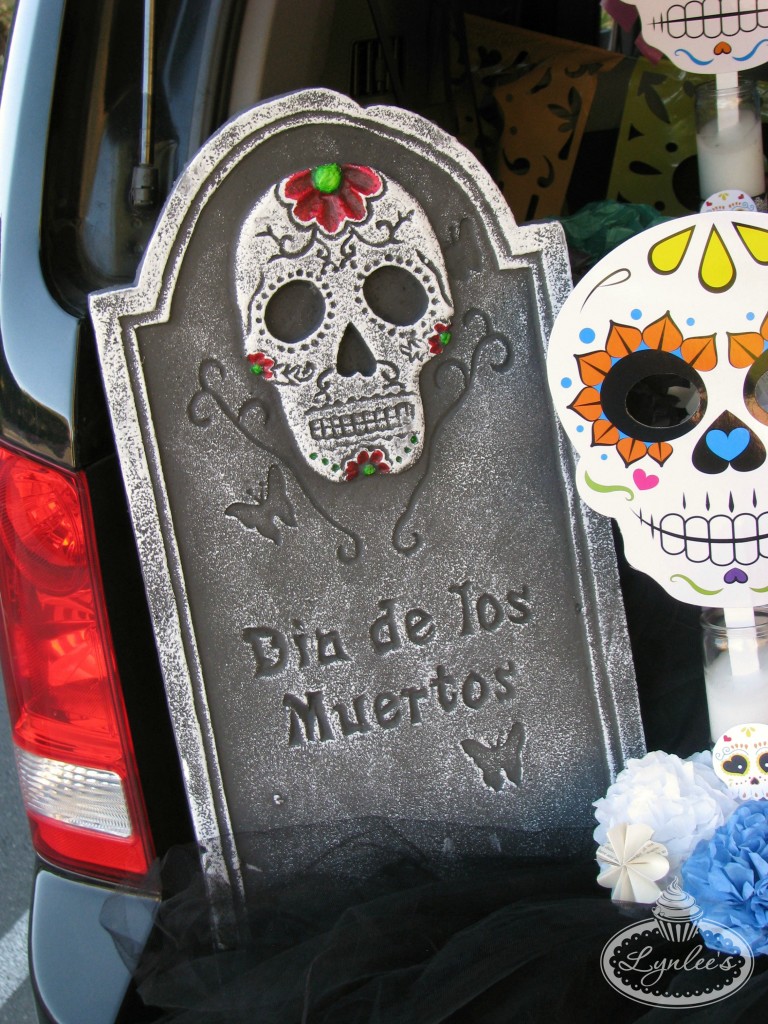 Day of the Dead tombstone