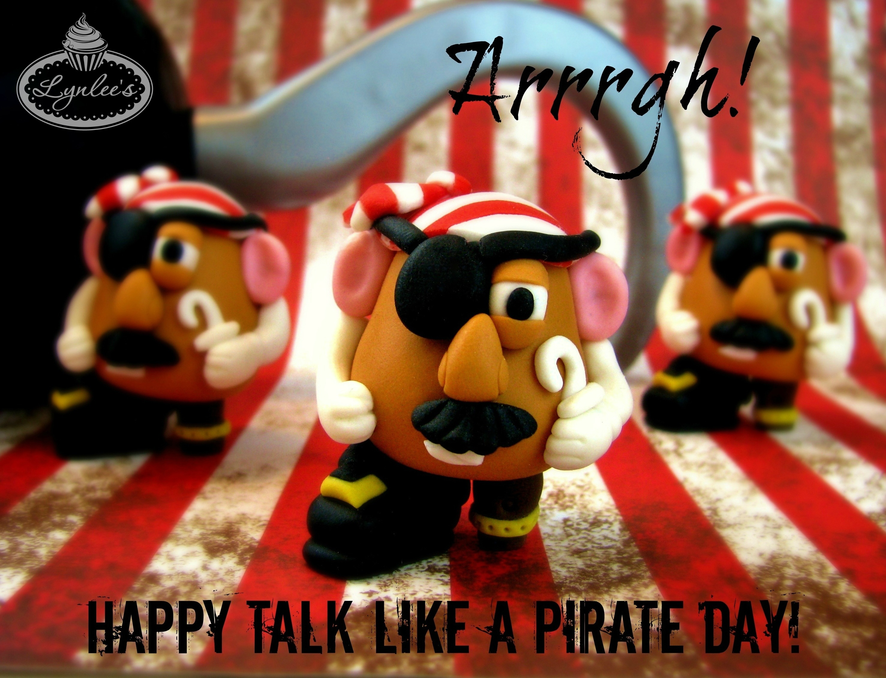 Talk Like a {Fondant} Pirate!