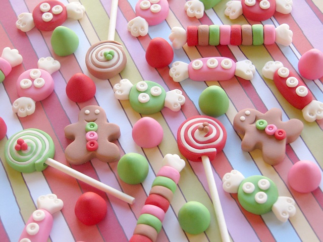Sweet Holiday Fondant Candy Tutorial