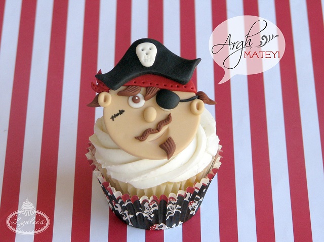 Mossy's masterpiece- Pirate cupcake toppers made to match …